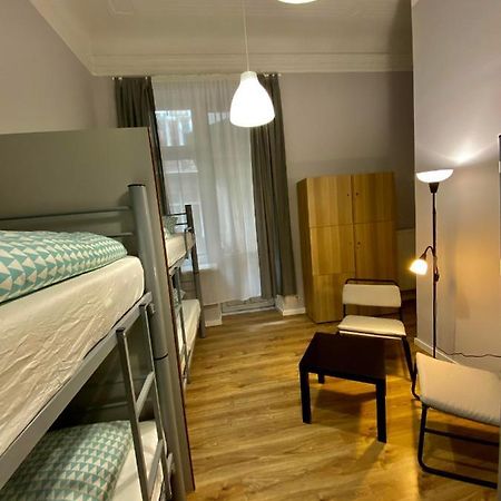 Sky Hostel Краків Екстер'єр фото