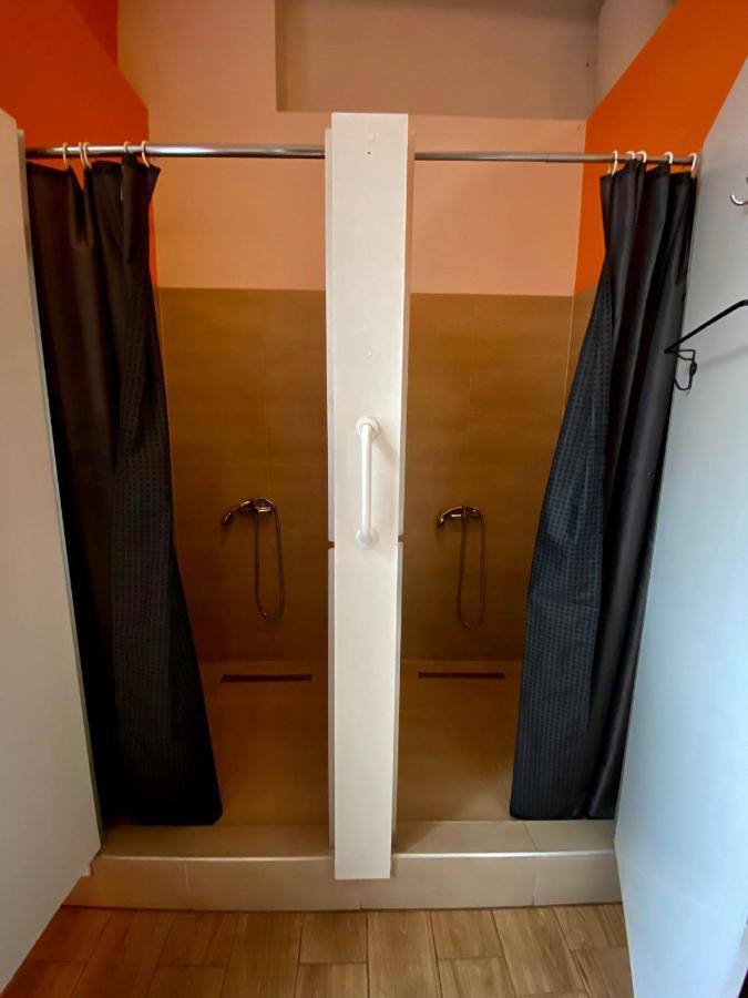Sky Hostel Краків Екстер'єр фото