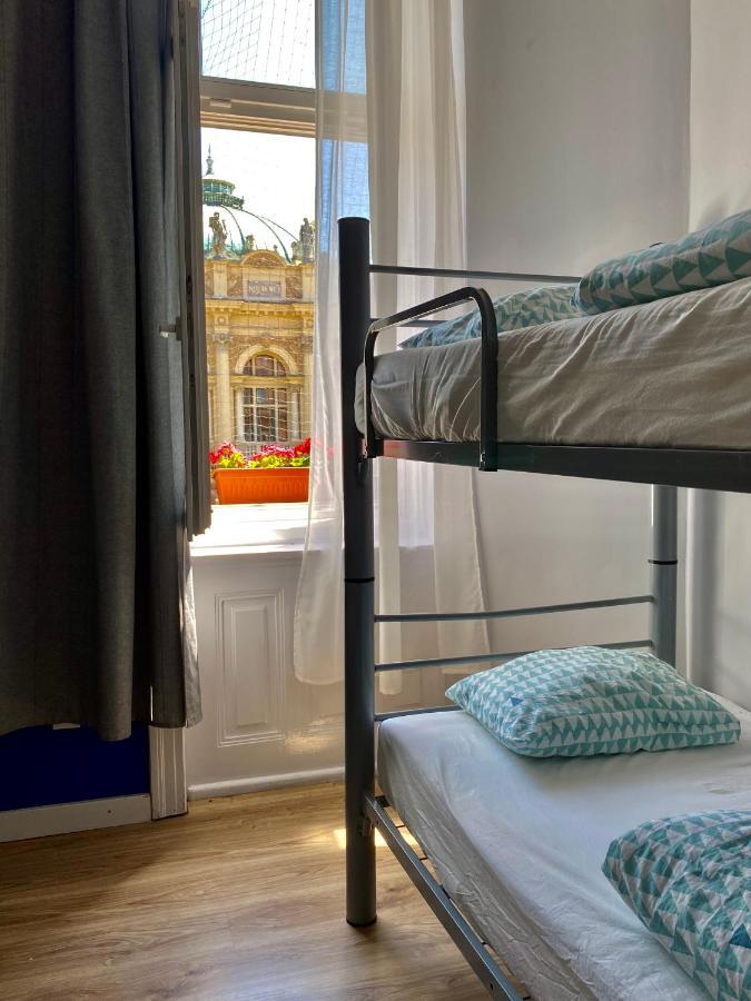 Sky Hostel Краків Екстер'єр фото